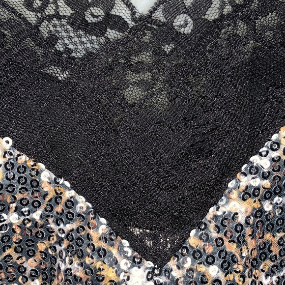 NEW with tags Olivia Rubin sequin camisole Size 0 - Picture 6 of 11